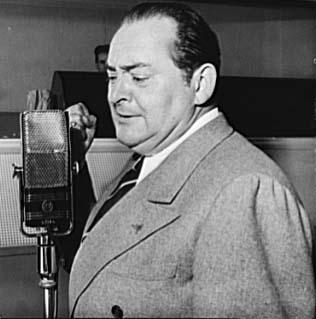 Edward Arnold