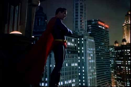 A soulful Superman searches the city of Metropolis for the love of his life, Lois Lane